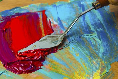 How to Paint with a Palette Knife: Why Not Use a Spoon Instead?