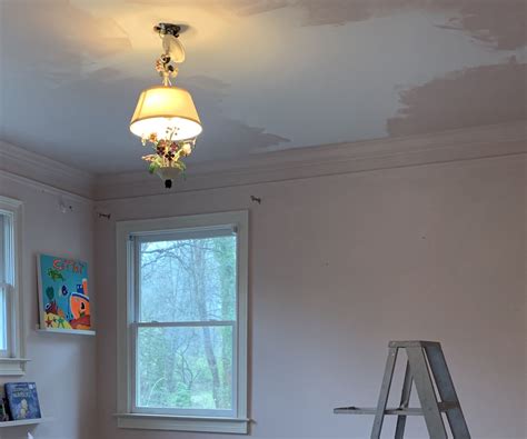 Should You Paint Your Ceiling the Same Color as Your Walls? And Why Not Paint Your Floor the Same Color as Your Ceiling?